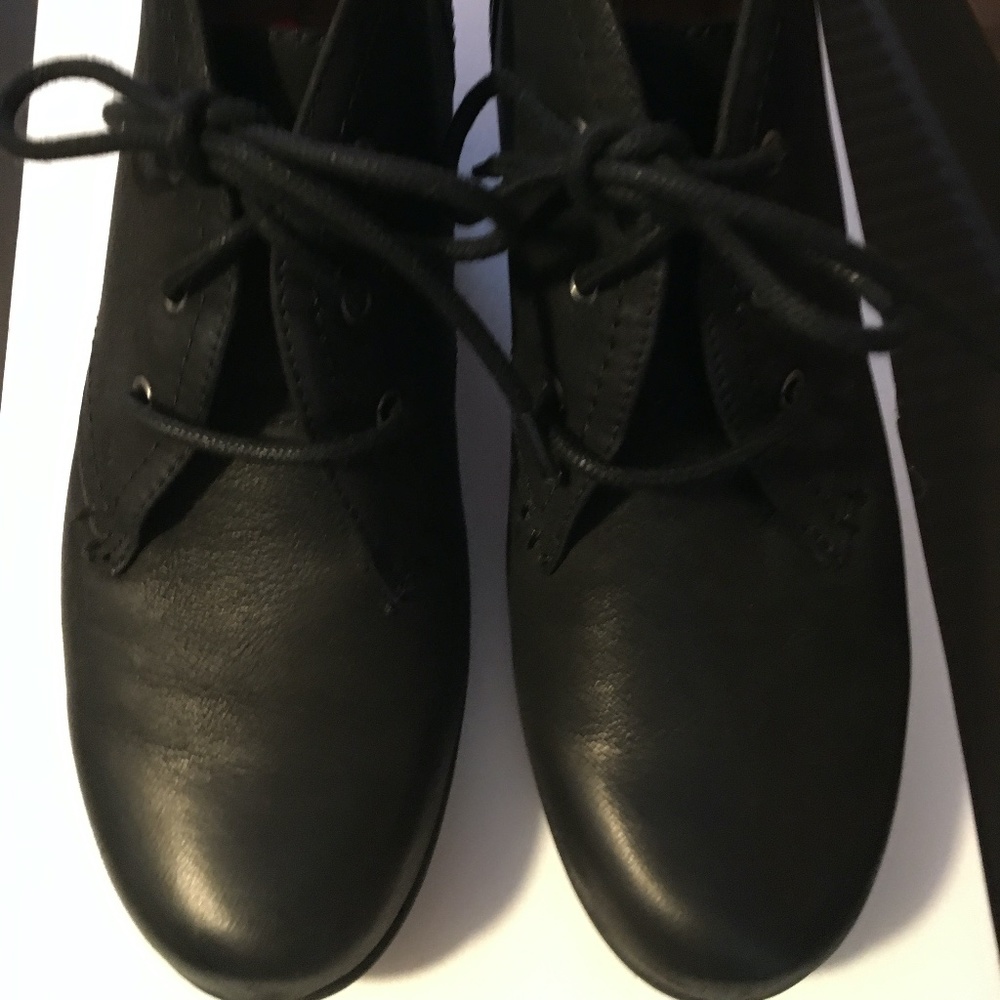 Black leather Booties size 6